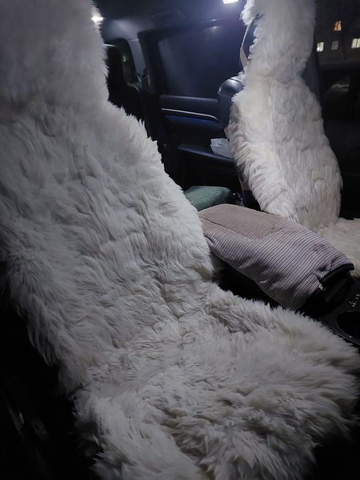 Продам шерстяные накидки  2 шт.