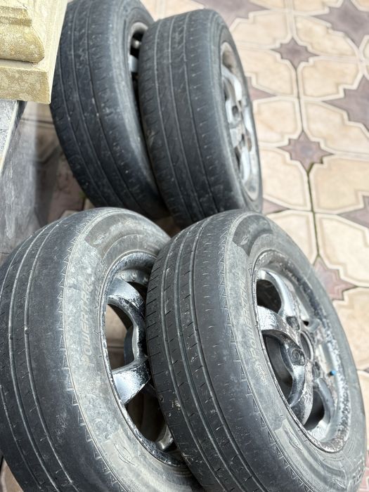 Продаются 4 колеса в сборе с дисками