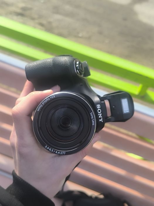 Фотоапарат sony lens