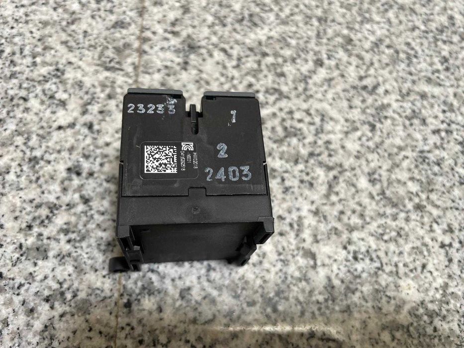 ABB Контактор:B6-40-00, 4-полюсен; NO x4; 220÷240VAC; 12A;300V