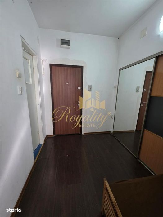 Apartament 1 camera, centrala proprie, etaj 1 - Zona Complexului Stude
