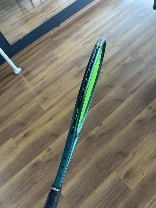 Тенис ракета Wilson Blade v9 305 гр 2 бр