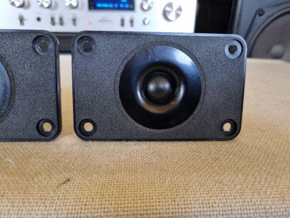 Set Tweetere Revox. 4 ohms, 50 watts, 12x7,5 cm. Perfecta stare