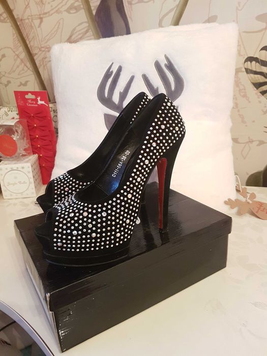 Официални обувки 38 номер