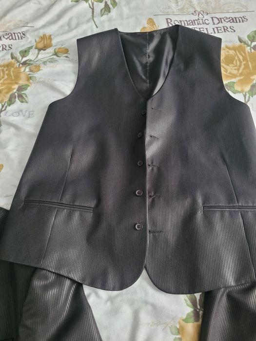 Vand costum barbatesc 3 piese