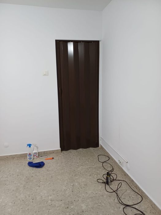 Inchiriez spatiul comercia Moineștil