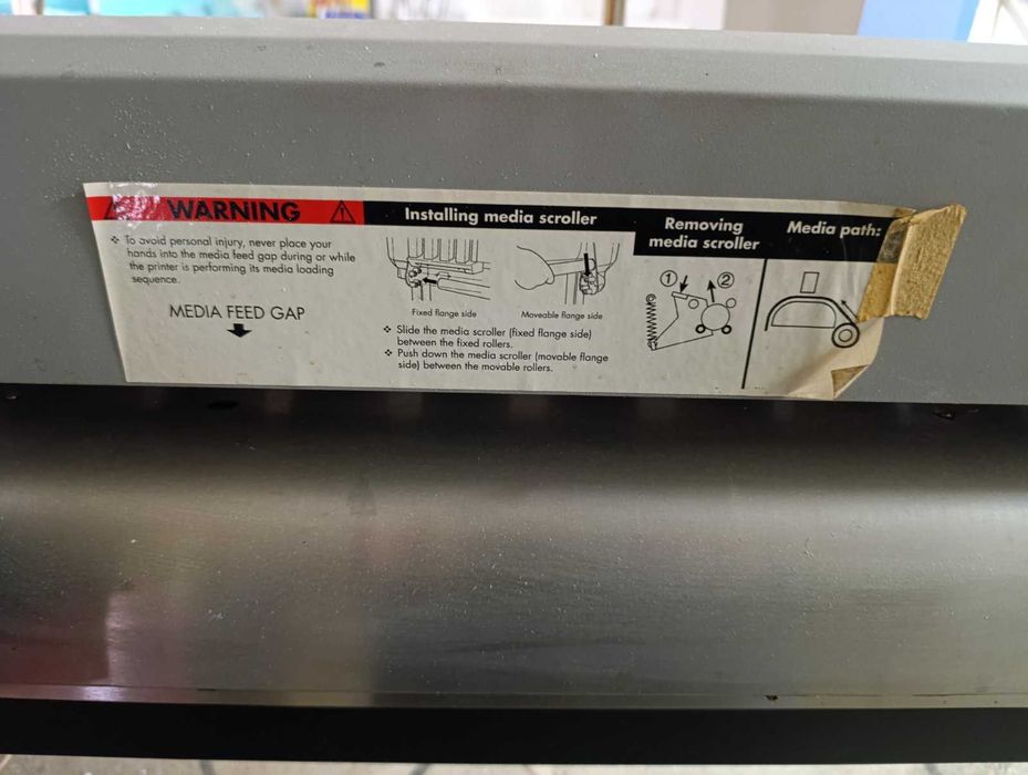2 броя солвентни принтери за части Mutoh Rock HOpper 7 и 38