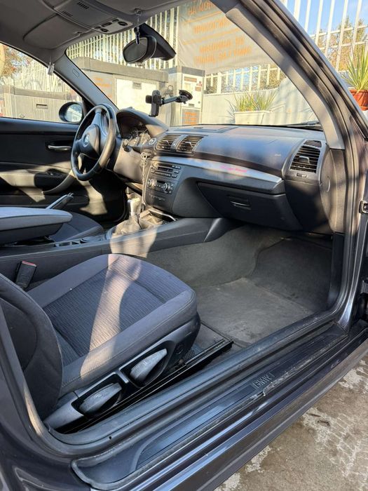 BMW 118D 2008год.
