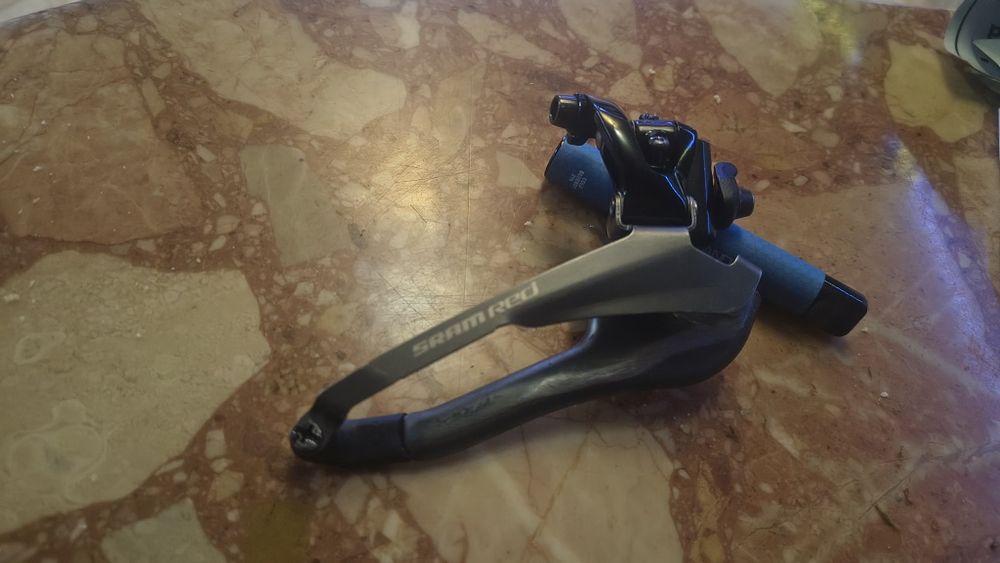 Sram Red дерайльор