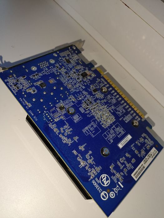 Продам Видеокарту gt 730 2 gb