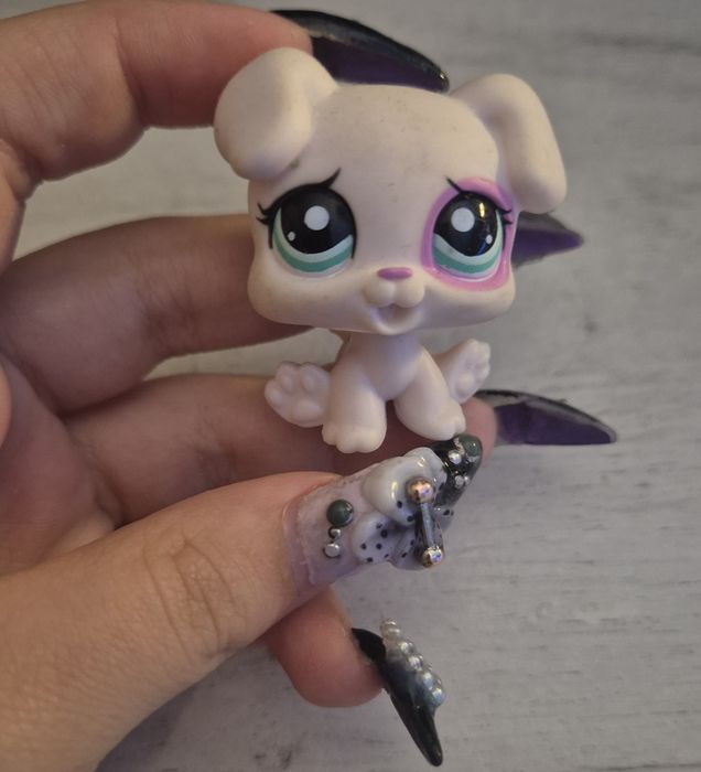 Littlest pet shop lps