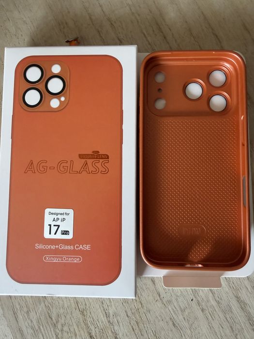 Матов Стъклен Кейс за Apple iPhone 17 Pro