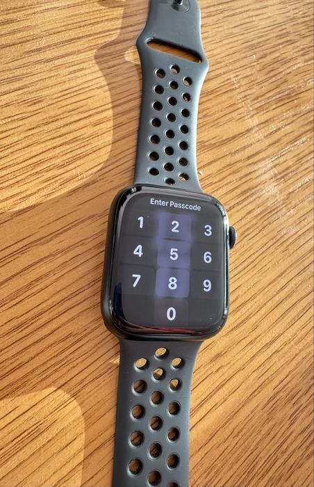 Apple watch 7 series nike edition + cellular