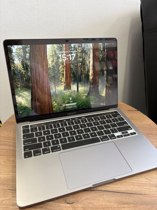 Продам Macbook Pro