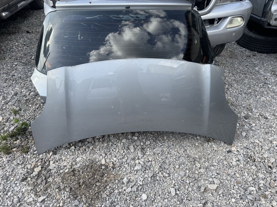 Преден капак за Toyota Yaris 2007г