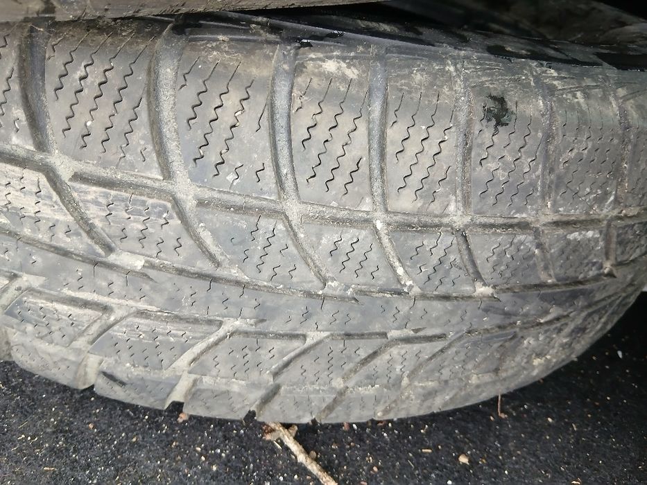 Cauciucuri iarna 205/70/15 96T