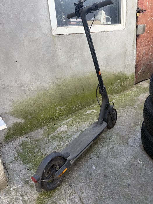 Trotineta electrica xiaomi uitativa in descriere