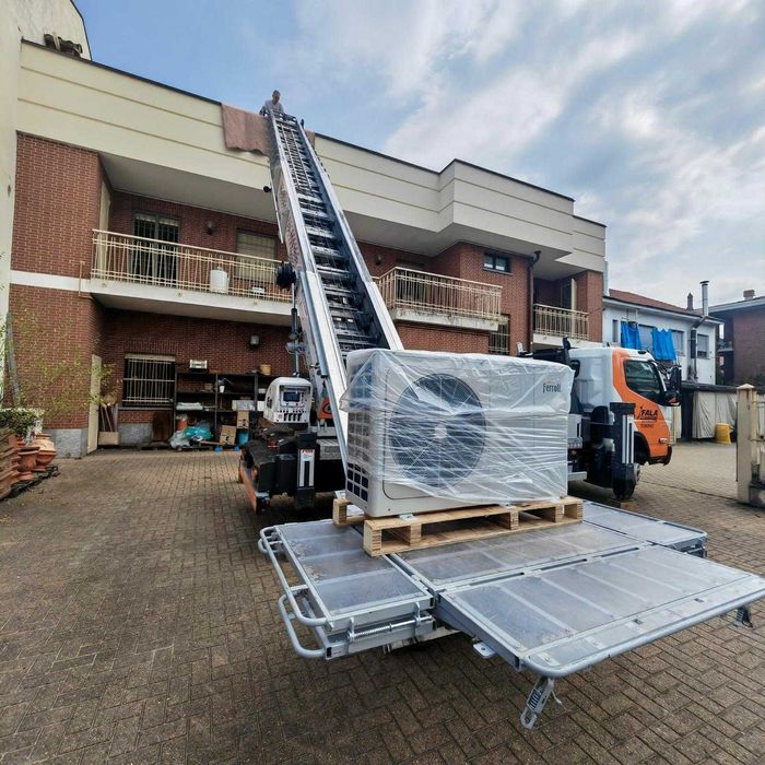 Lift exterior nou închiriere – scapă de scări și efort!