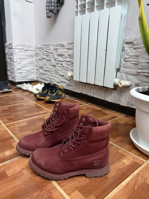 Продается обувь Timberland