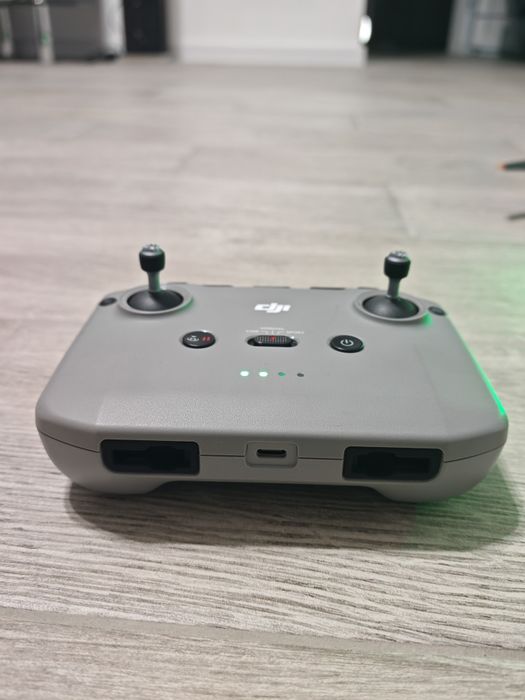 Dronă DJI Air 2S
