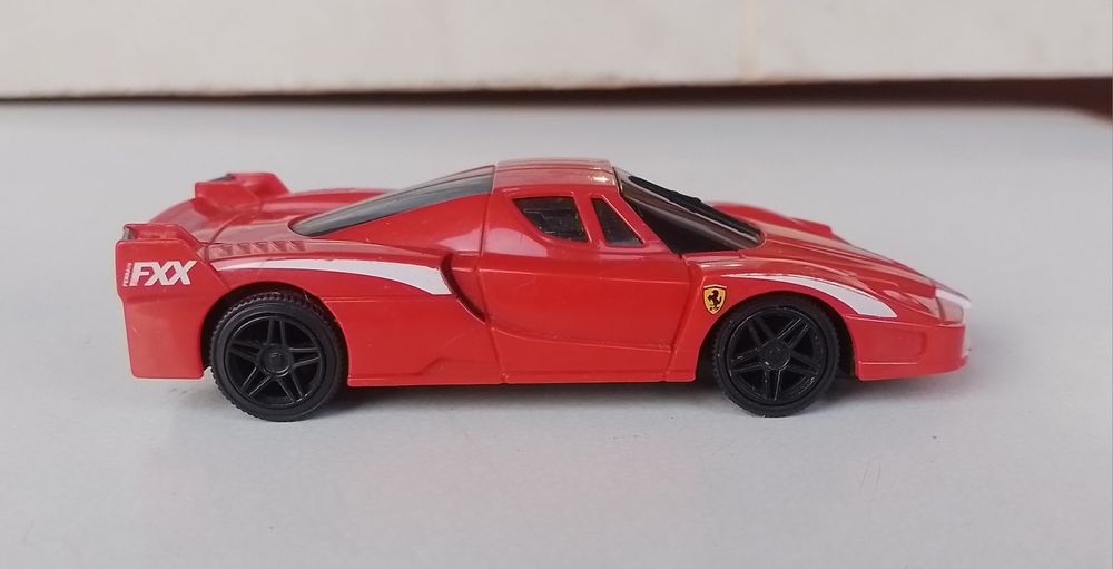 Ferrari FXX Evoluzione, мащаб 1/38