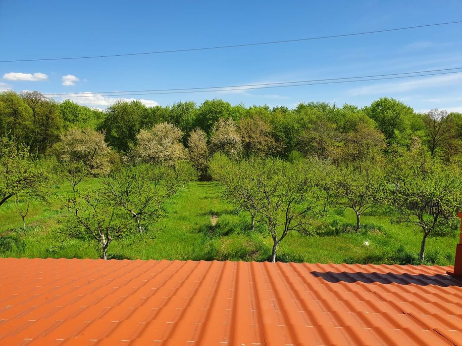 Casa moderna  intr-un peisaj de vis,situata intre Pitesti si Valcea
