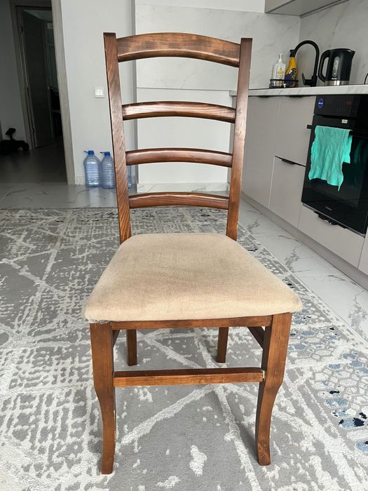 Стол и 3 стульчика