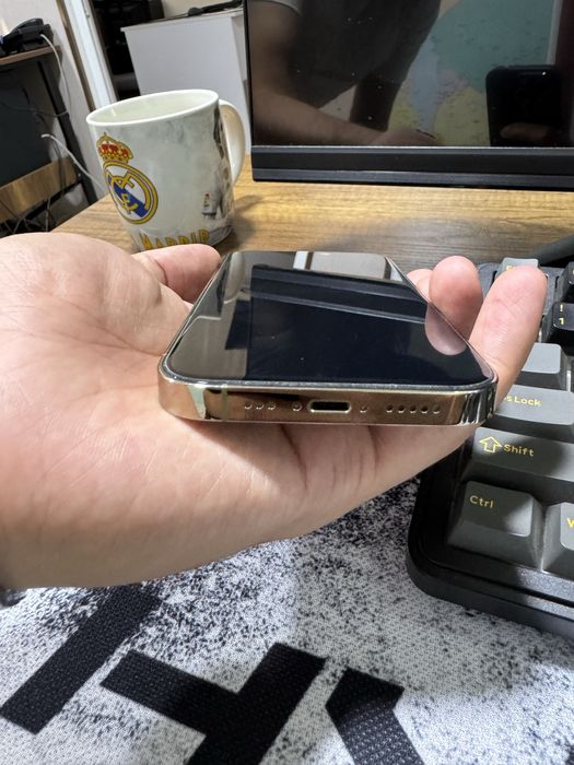 iPhone 14 pro Gold, 128GB, б/у