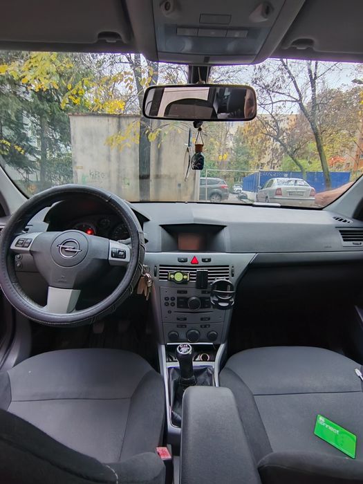 Opel Astra H Station Wagon