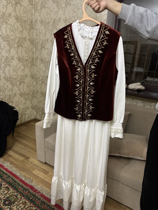 Жап-жаңа Ұлттық көйлек