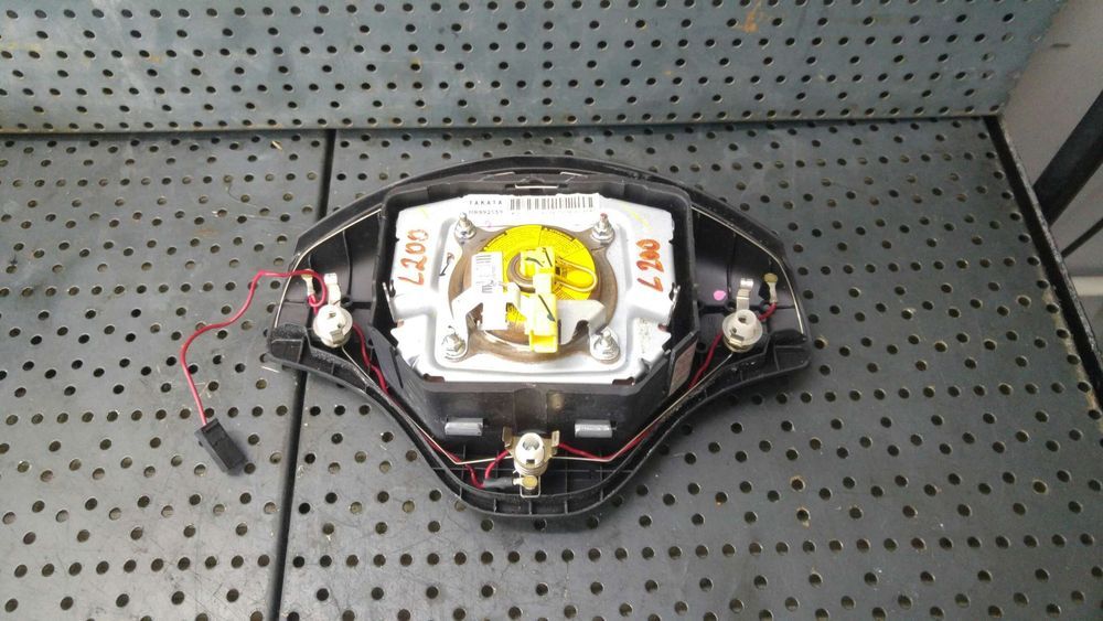 Airbag volan mitsubishi l200 mr992559