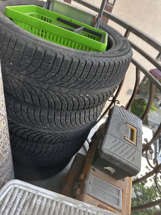 Шины зимние MICHELIN  latitude 275/45/R20