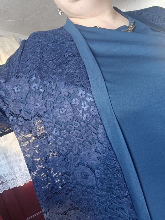 Продам недорого платье женское новое