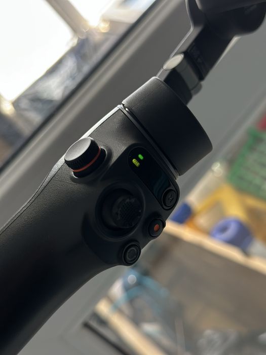 стабилизатор dJI Osmo mobile 6 Черный