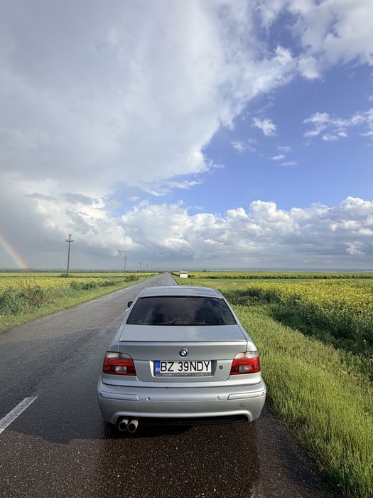 BMW e39 528iA de fabrica