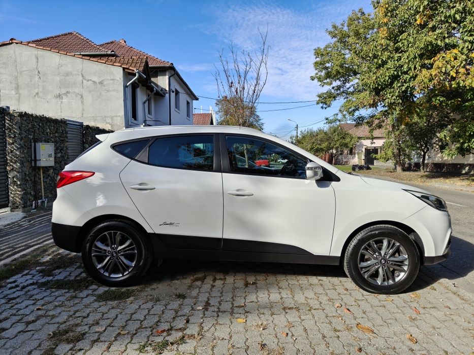 HYUNDAI ix35  / 2015 / Euro 5 / NAVI / Panoramic/ Senzori / 1.7 Diesel