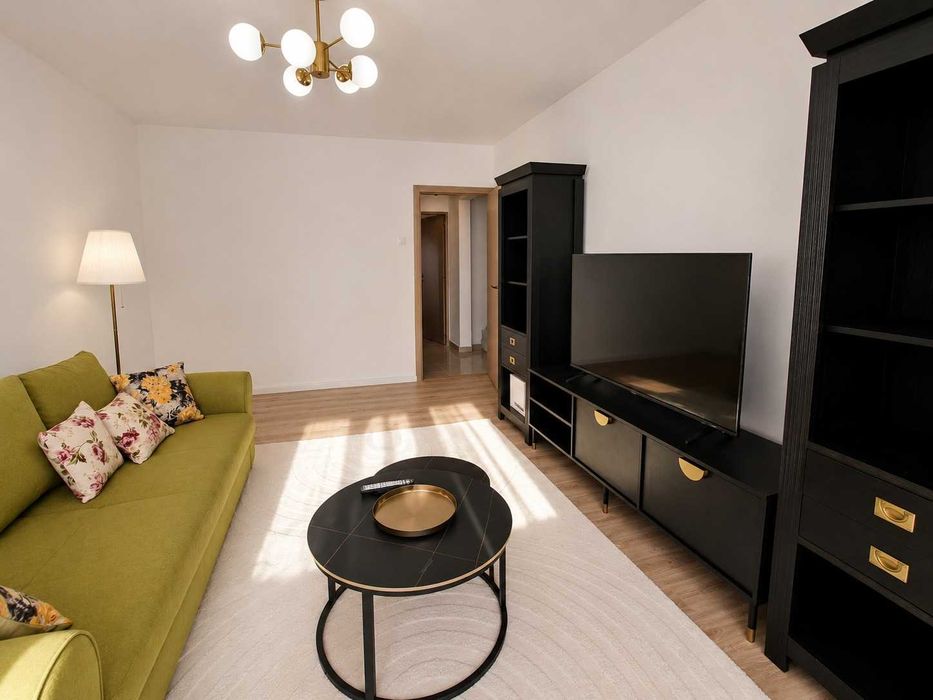 Strand etaj 1 Apartament 2 camere decomandate de vanzare balcon