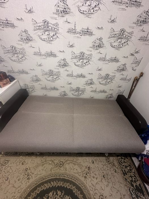 Диван раскладной 2х местный