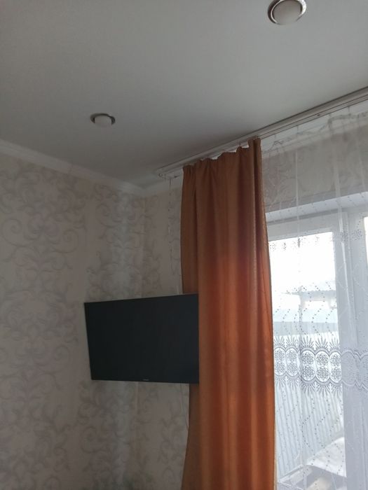 Продам 2 -х квартиру  в  4кв доме