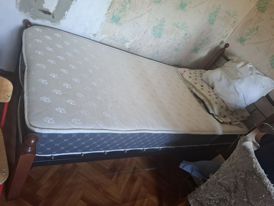 Продам кровать б/у