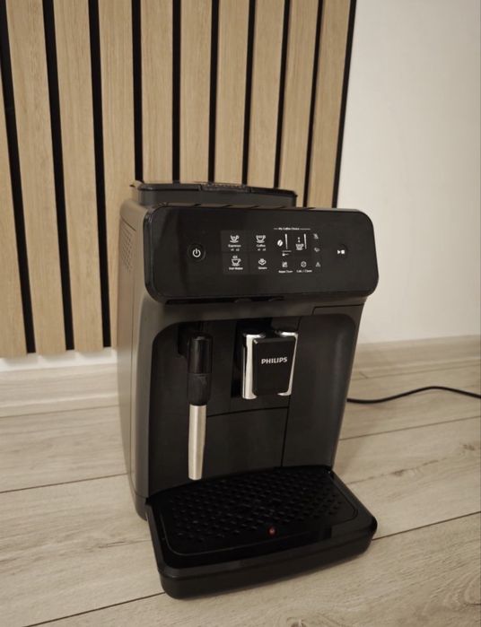 Espressor automat Philips seria 2200