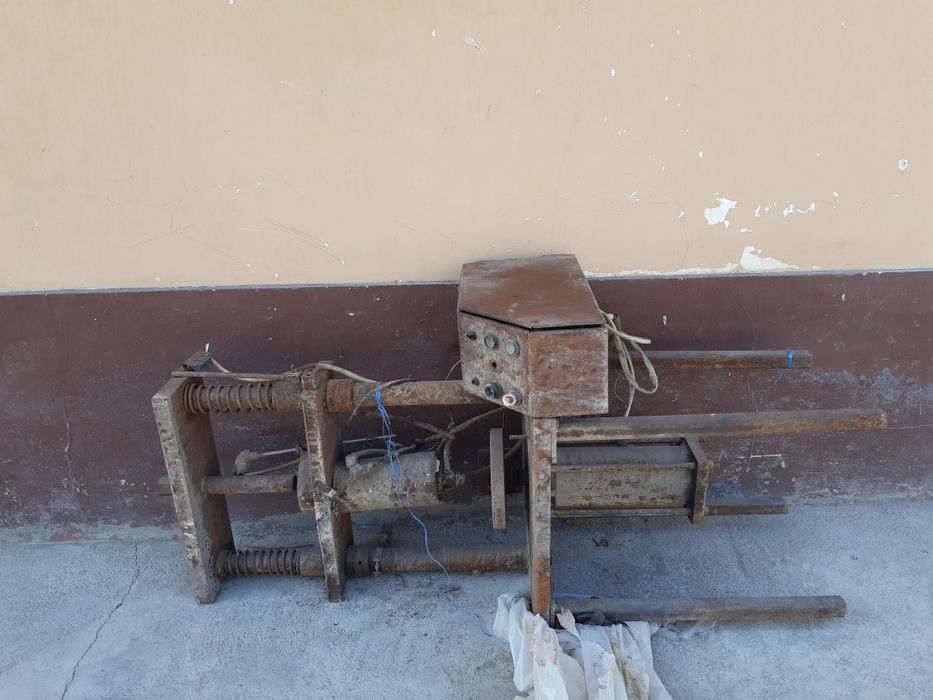 Pres apparat ishlamay turipti remont qilish kerak