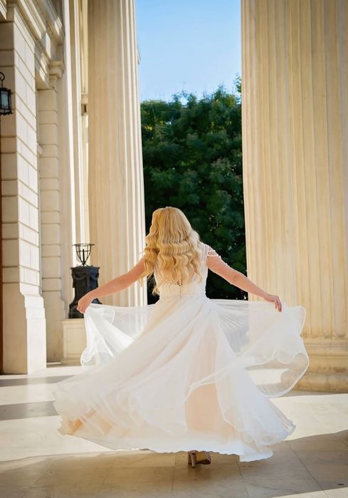 Vând Rochie mireasa Best Bride 42-44