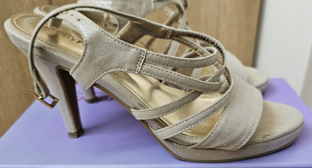 Високи обувки - носени