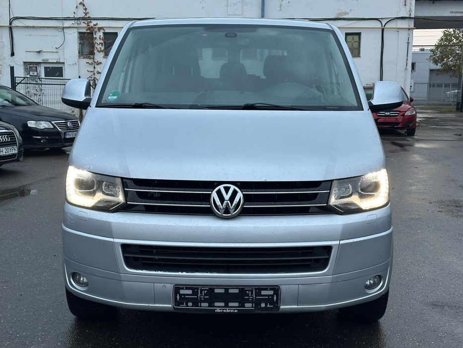 Vw Caravelle T5 Facelift fab. 2012. Motor 2.0tdi biturbo 180cp 4motion Automat DSG. 7+1 locuri. Faruri led