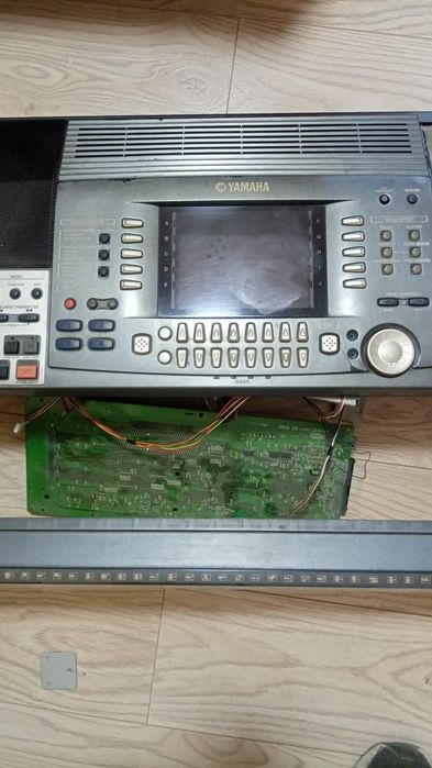 Yamaha psr 9000  dezmembrez