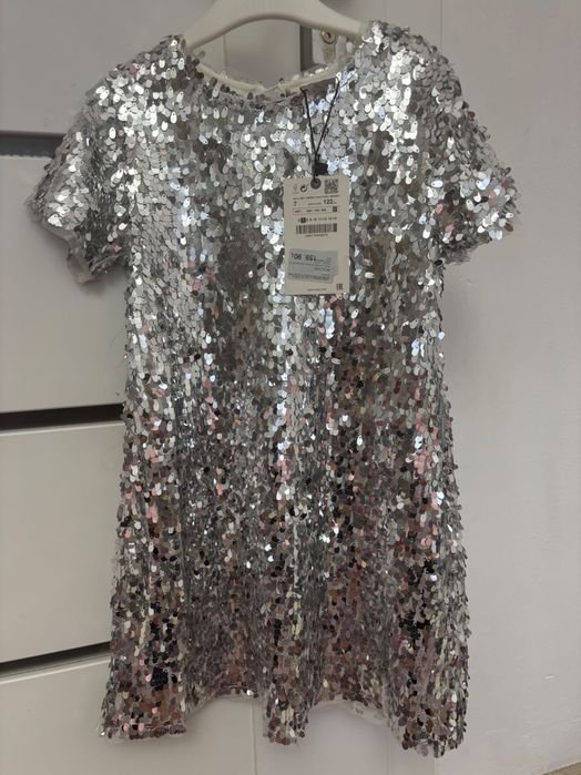 Rochie Zara ,noua cu eticheta, marimea 128