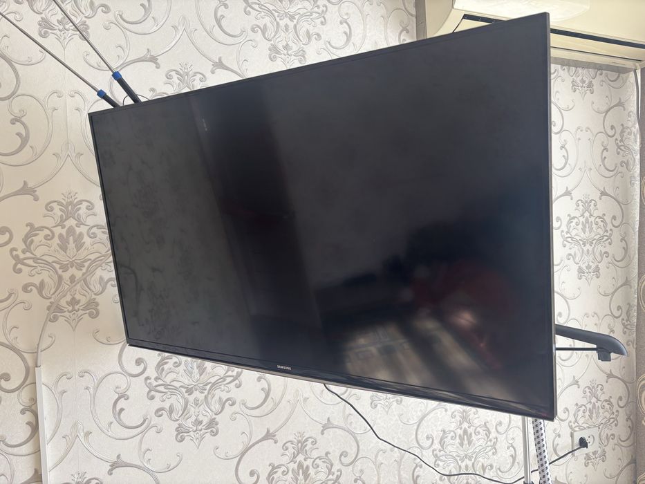 Продам телевизор