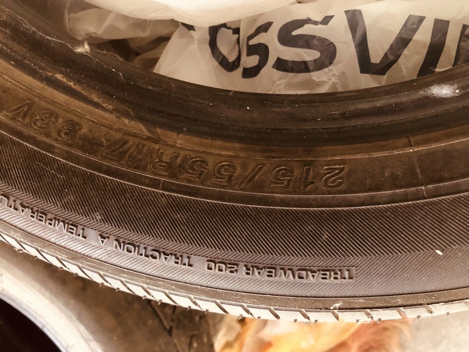 Продам шины от тойоты камри