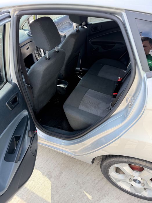 FORD Fiesta 2010 — imagine 3